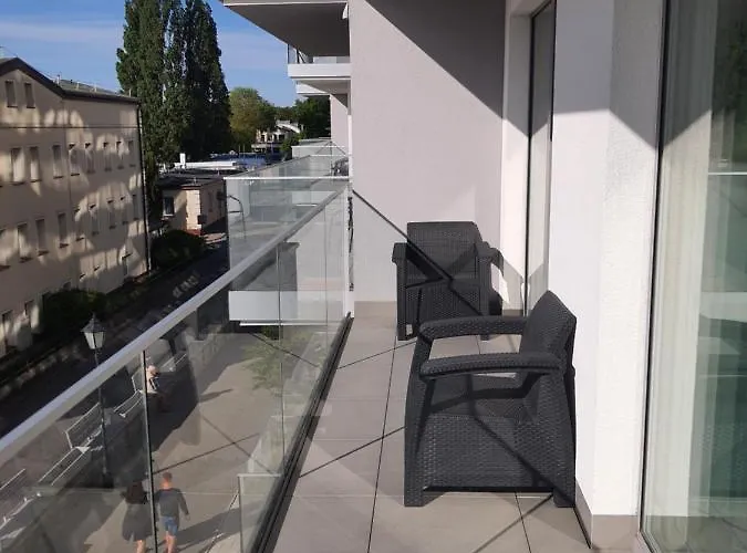 Hotel La Perla Studio Nad Morzem *